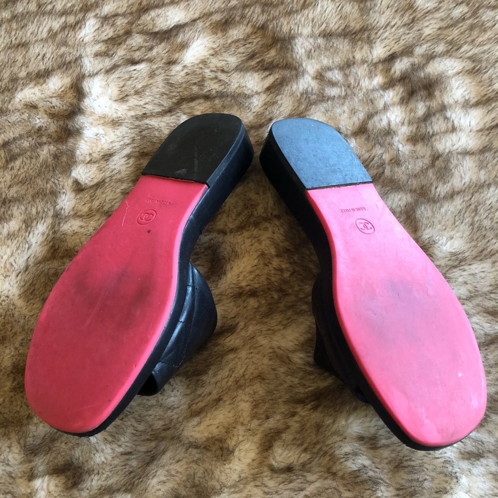 Chanel slippers Size 9 - Picture 5 of 10